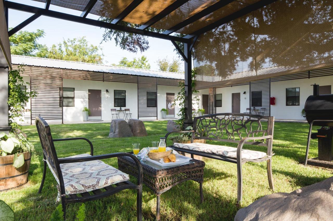 Hotel Flora And Fauna Wimberley Ngoại thất bức ảnh